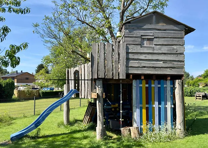 Seezeit & Romantisches Baumhaus *