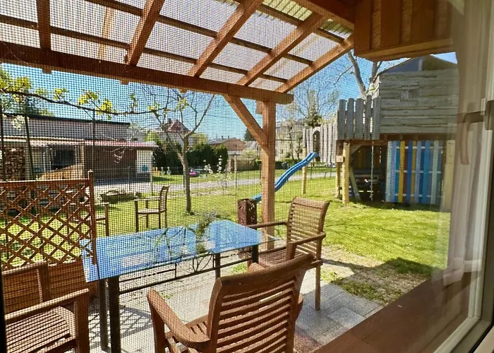 شقة Seezeit & Romantisches Baumhaus شتوركو